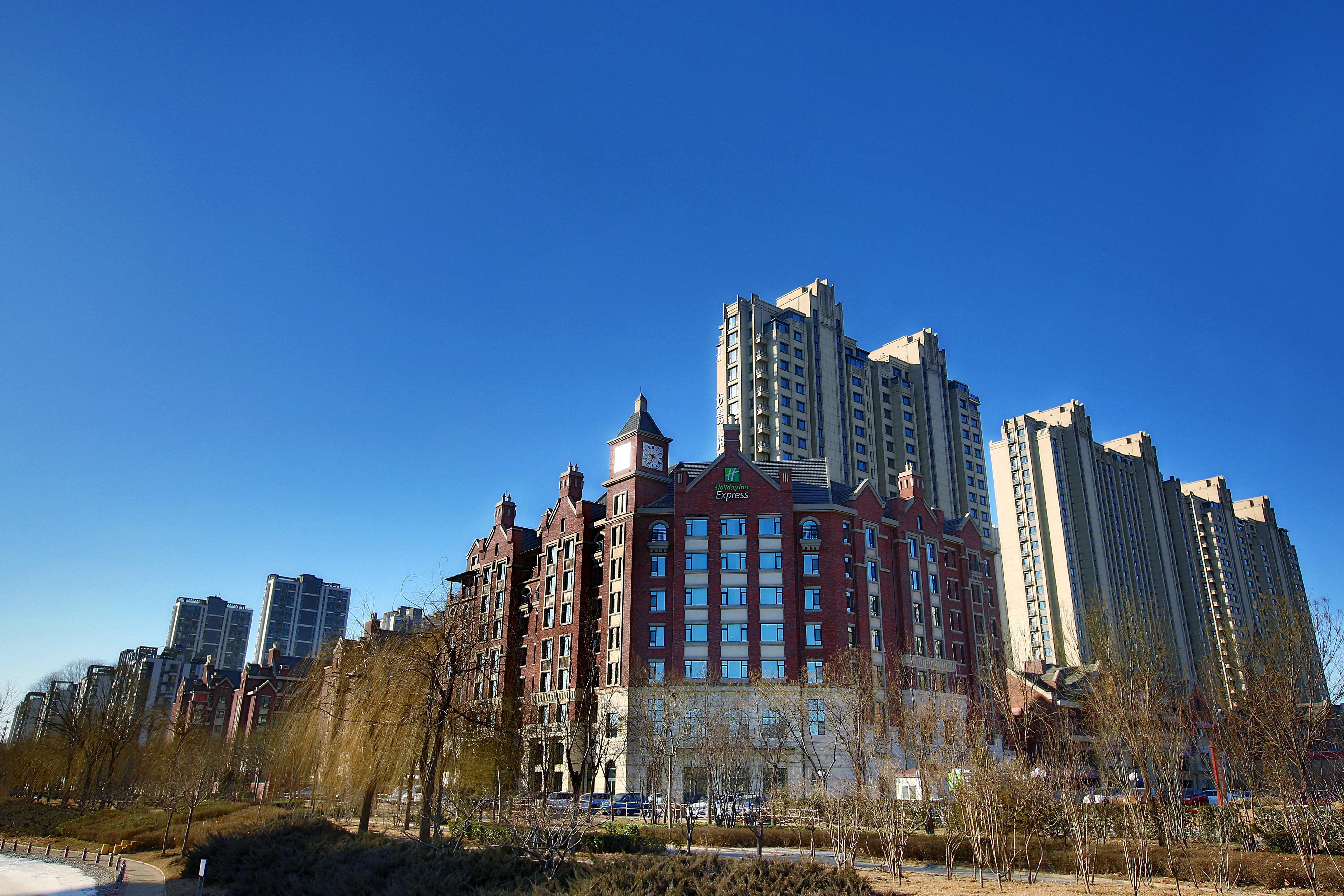 Holiday Inn Express Langfang Park View By Ihg Exterior photo